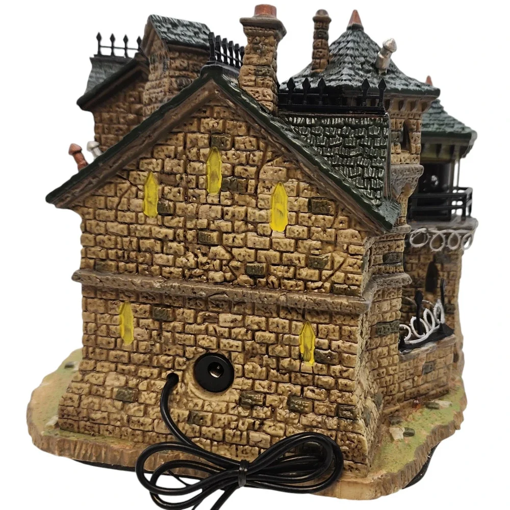 2007 Lemax Spooky Town Halloween Village FORSAKEN SOULS PRISON Retired 75497
